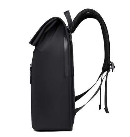 UrbanBackpack | Mochila Executiva Minimalista e Funcional